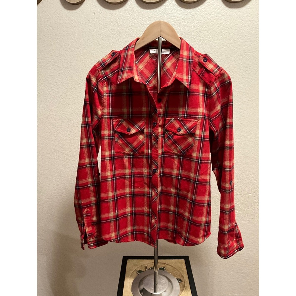 Love tree Womens Red Plaid Flannel Shirt Long Sleeves size m